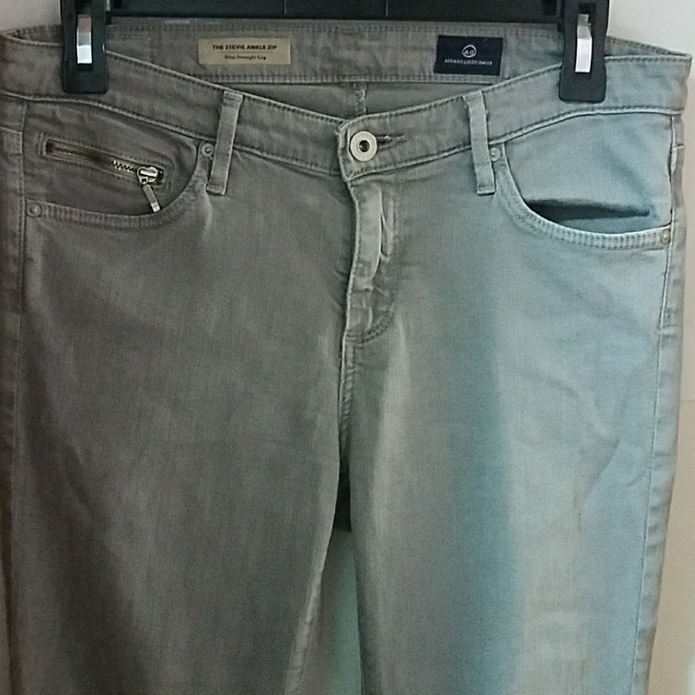AG The Stevie Slim Straight Leg Gray Jean 28R